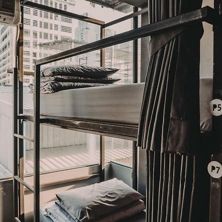 Nap@Pan Hostel Silom Бангкок Екстер'єр фото