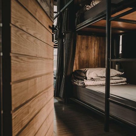 Nap@Pan Hostel Silom Бангкок Екстер'єр фото