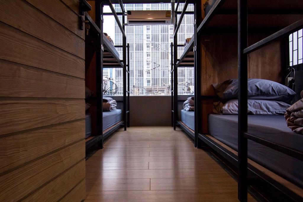 Nap@Pan Hostel Silom Бангкок Екстер'єр фото