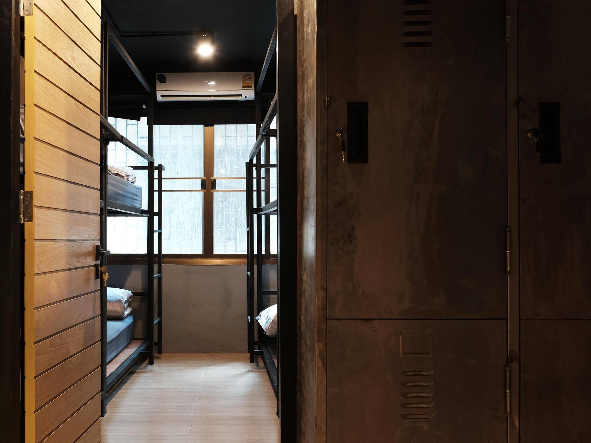 Nap@Pan Hostel Silom Бангкок Екстер'єр фото
