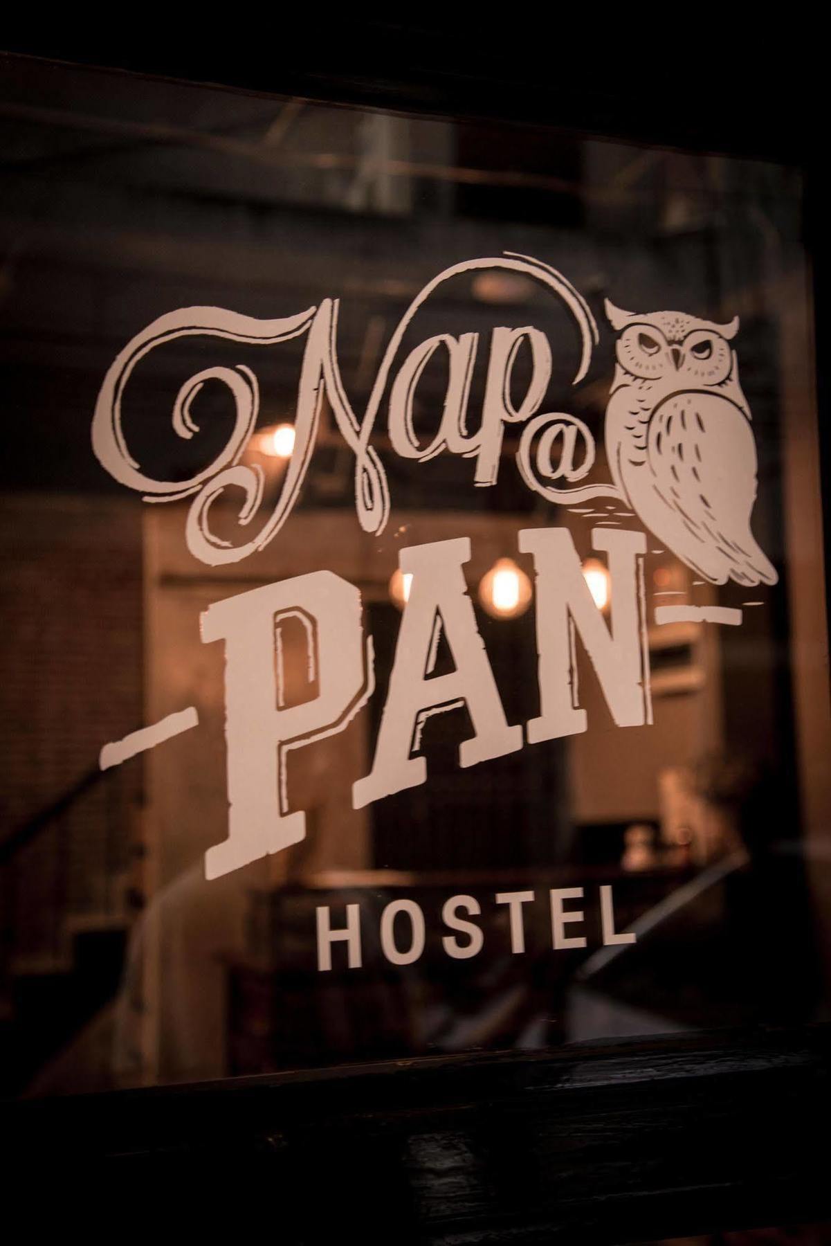 Nap@Pan Hostel Silom Бангкок Екстер'єр фото