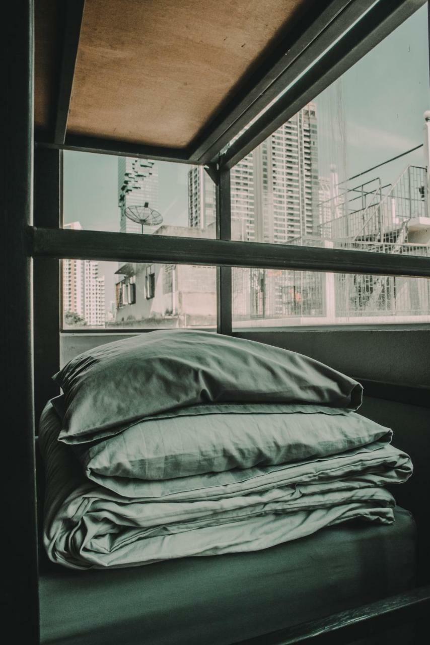 Nap@Pan Hostel Silom Бангкок Екстер'єр фото